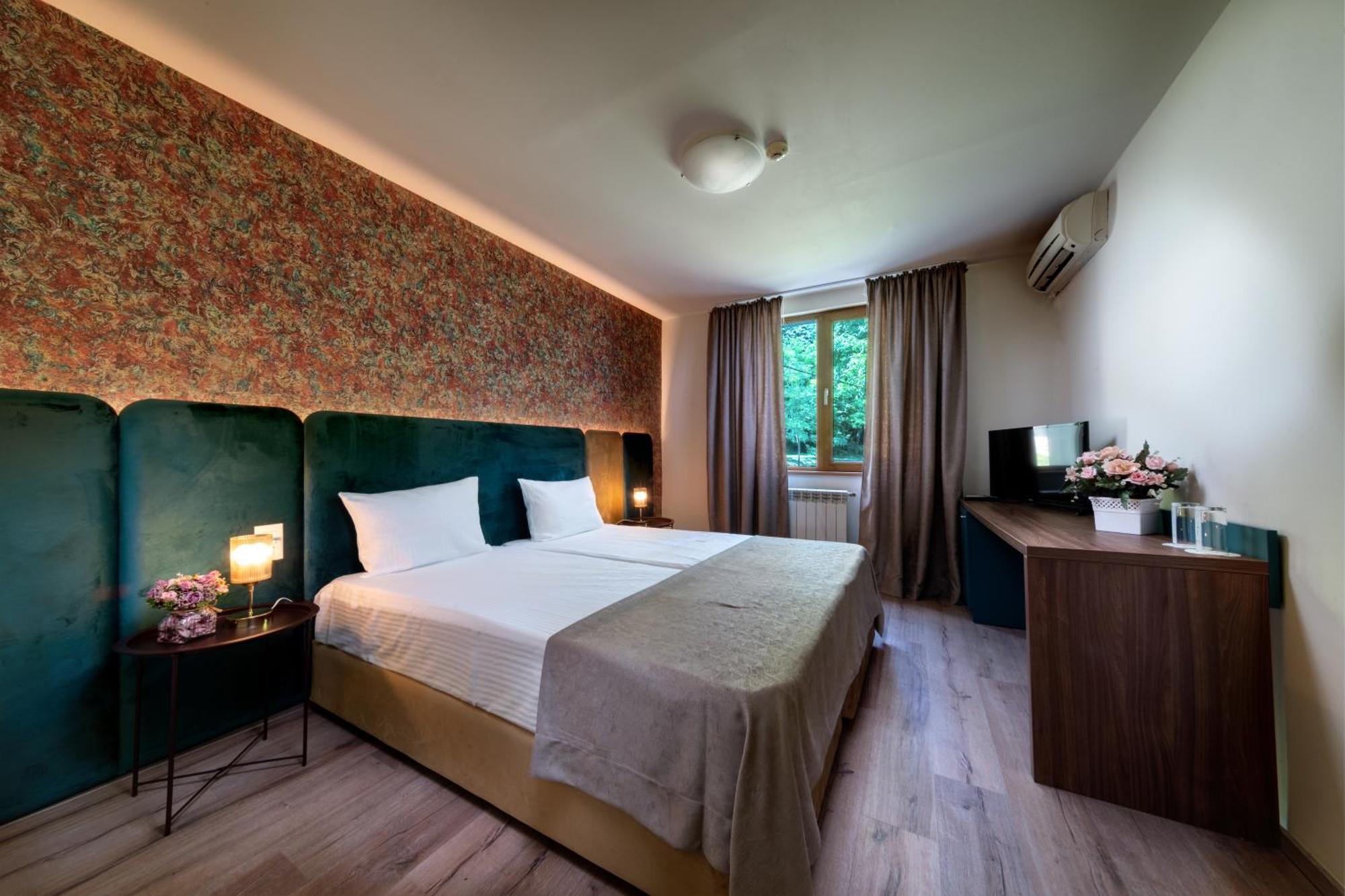Park Hotel Kaylaka Pleven Eksteriør bilde